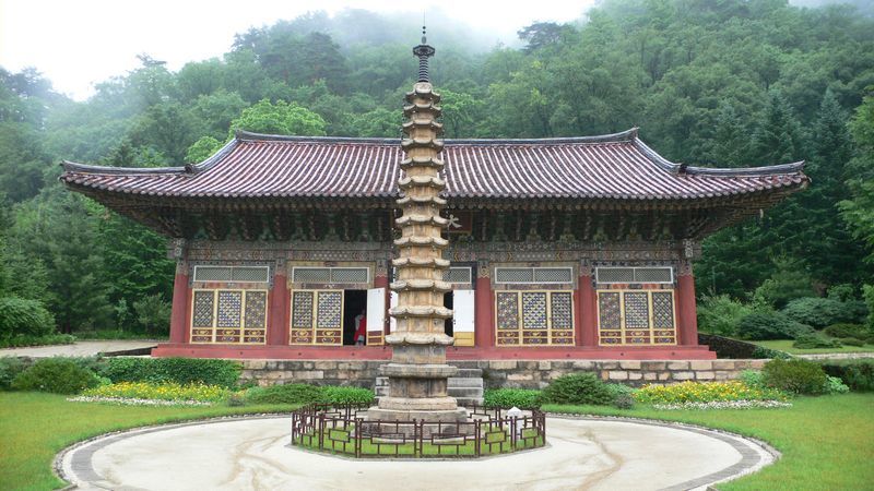 Pohyon Buddhist Temple Mt. Myohyang