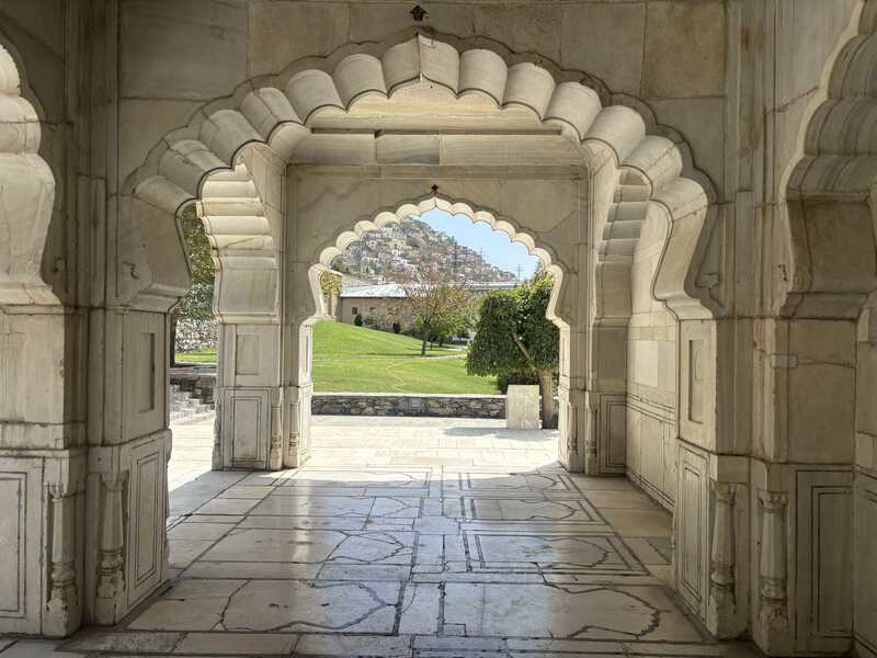 babur gardens in kabul