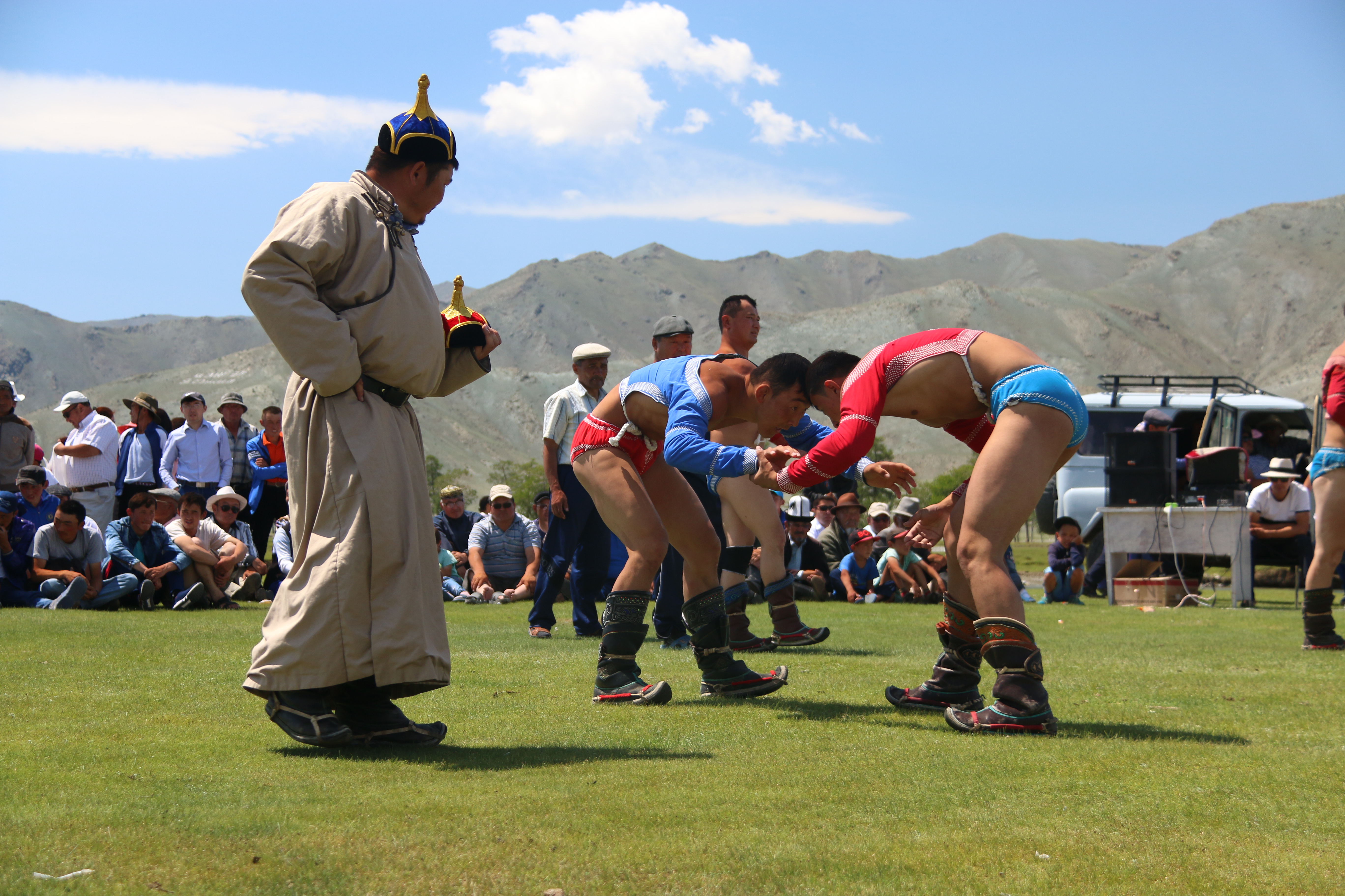 guided group tours mongolia