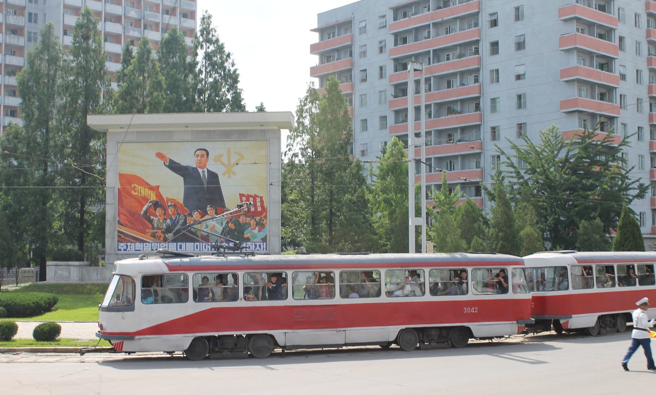Large pyongyang tram 1