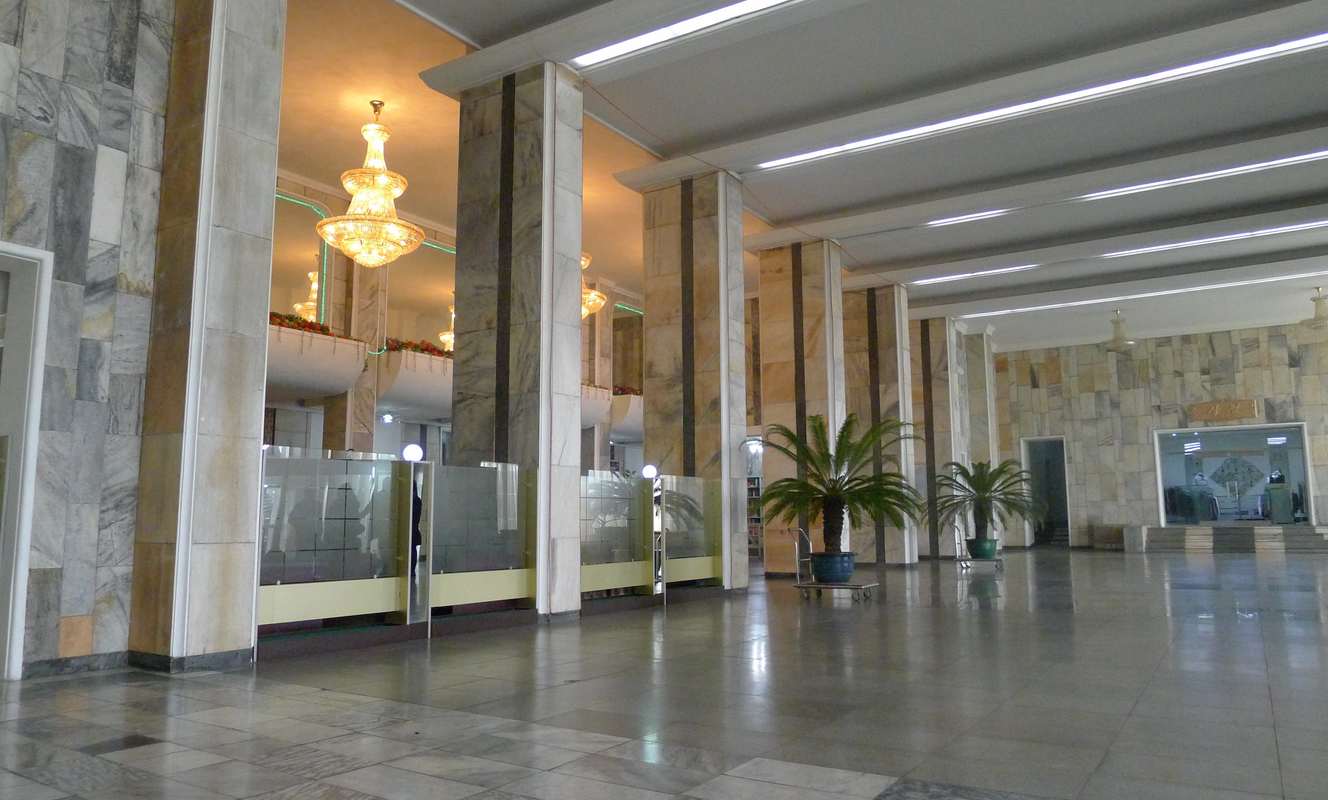 Large sosan hotel 4